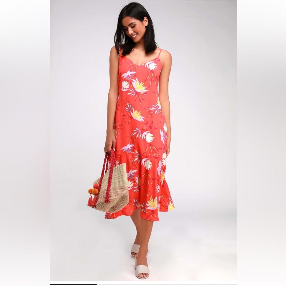 Lulus - Quinlynn Coral Red Floral Print Midi Dress